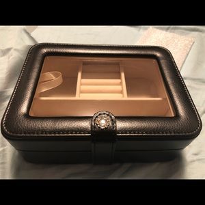 Mele & Co jewelry box